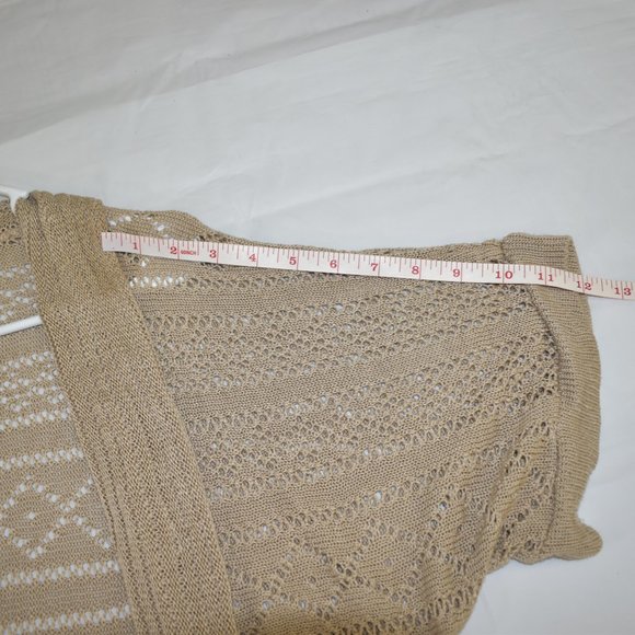 Intriguing Threads Acrylic Cardigan Beige 2X Short Sleeve - Picture 8 of 8